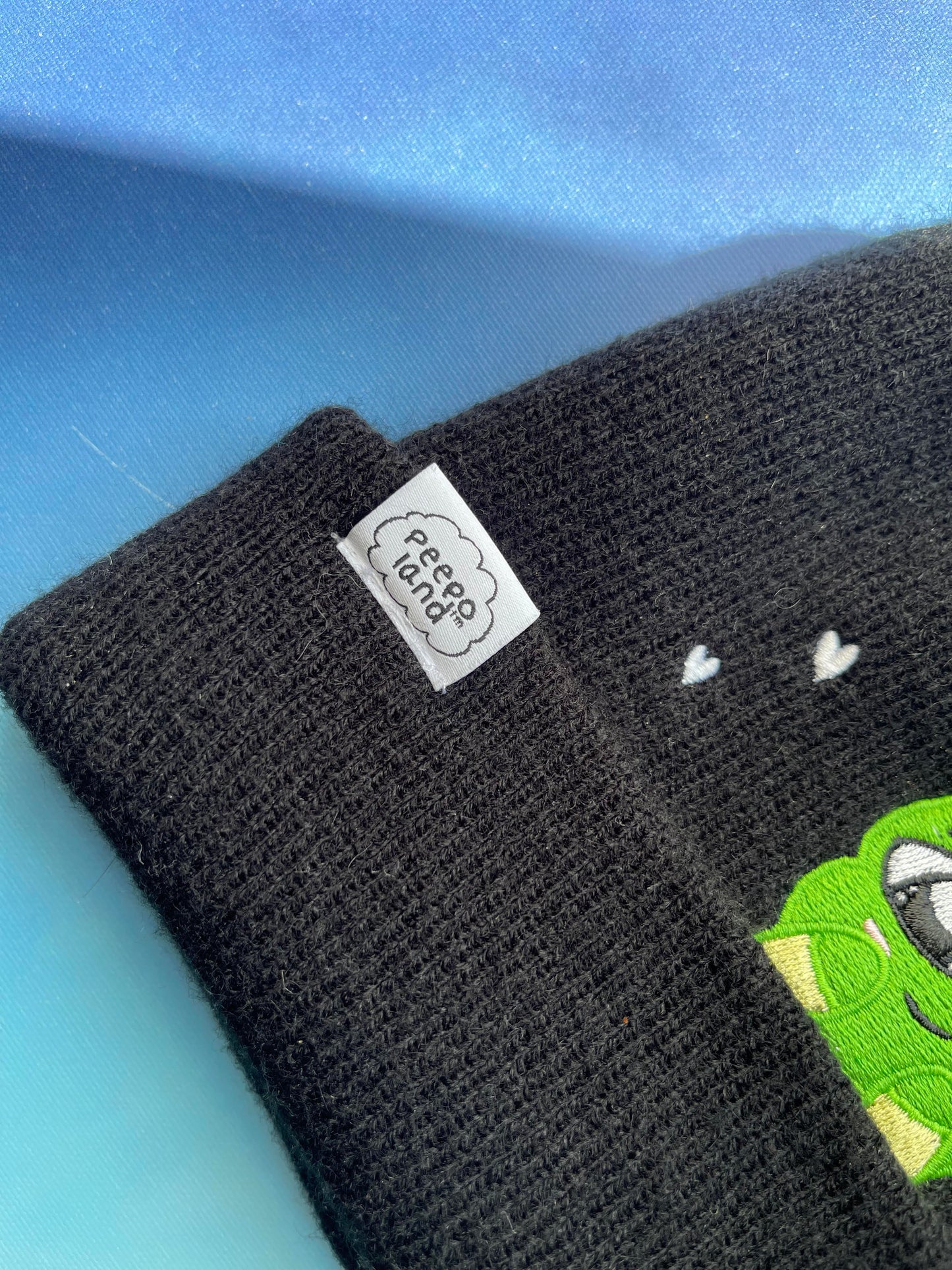 (OLD DESIGN w/hearts) Peepo Beanie